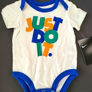 Nike onesie 6 month